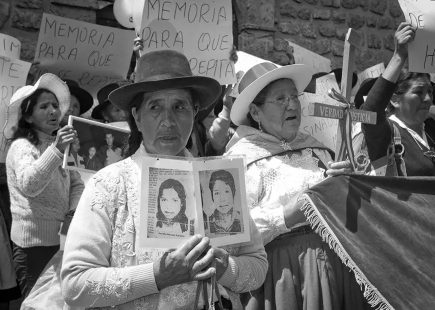 secuelas-del-posconflicto-la-busqueda-de-personas-desaparecidas-en-el-peru-como-politica-publica-17855 (1)